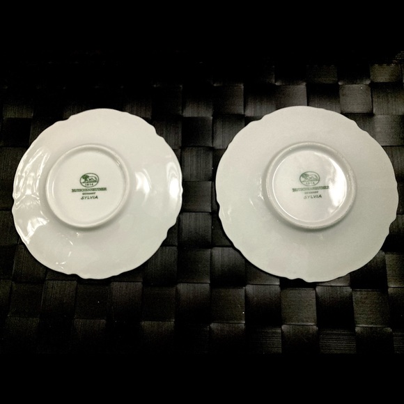 All White Hutschenreuther Saucer Plate Sylvia No Trim Scalloped Made In Germany - Picture 5 of 7